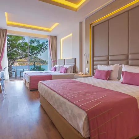 Ξενοδοχείο Orka Lotus Μαρμαρίς