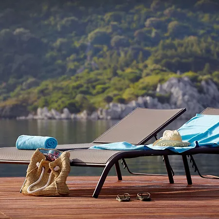 Orka Lotus Μαρμαρίς