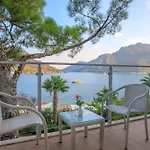 Orka Lotus 5* مرمريس