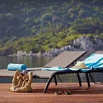 Orka Lotus مرمريس