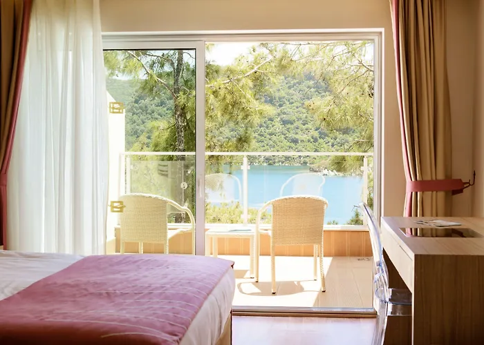 Orka Lotus 5* Marmaris