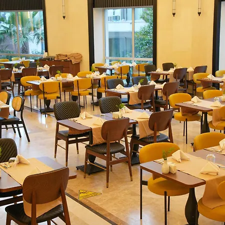 Orka Lotus 5* Marmaris